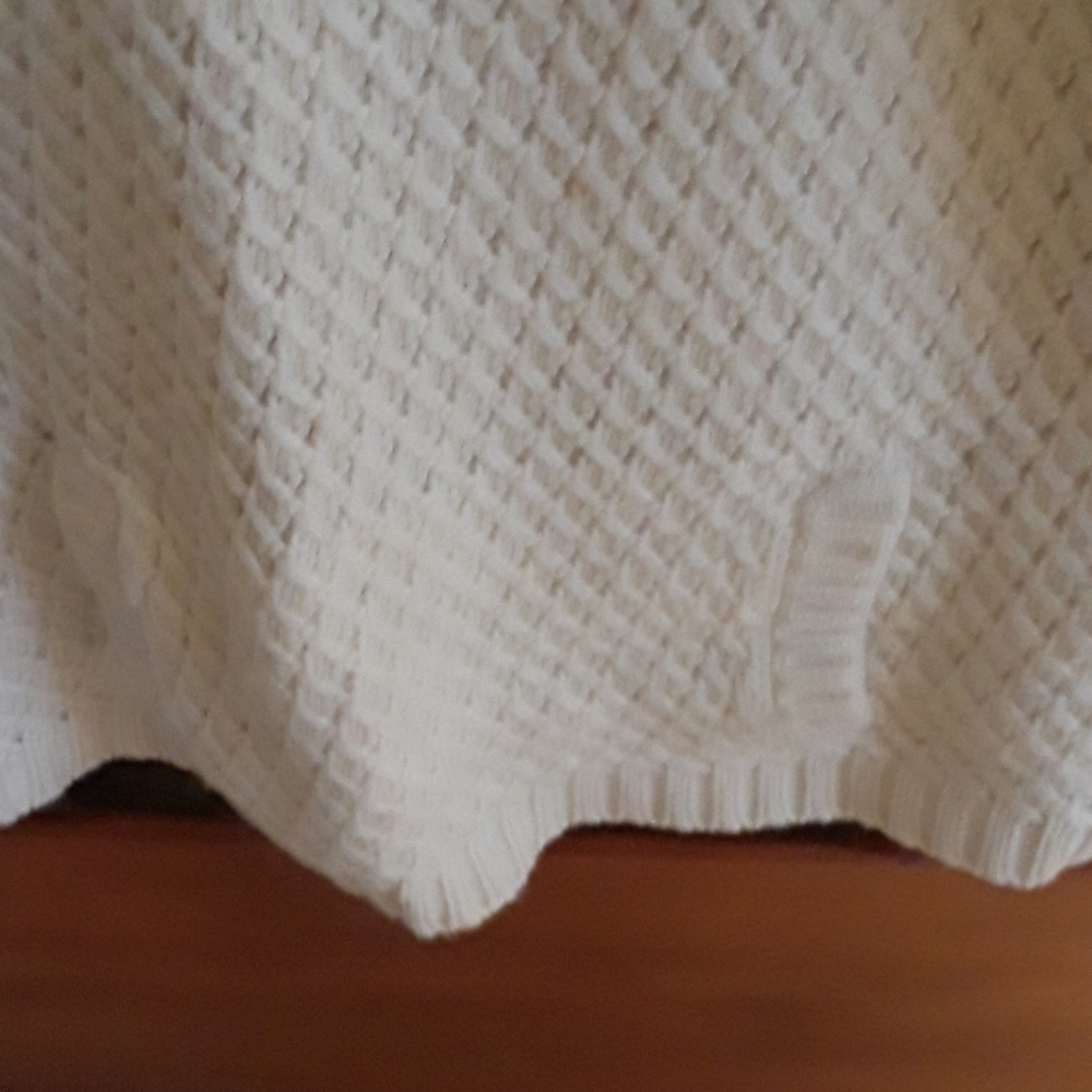 Sweater - Picture 3 of 4